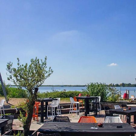 Chalet Op Camping Lauwersoog Met 3 Slaapkamers En Vaatwasser - Joycasa Exterior foto